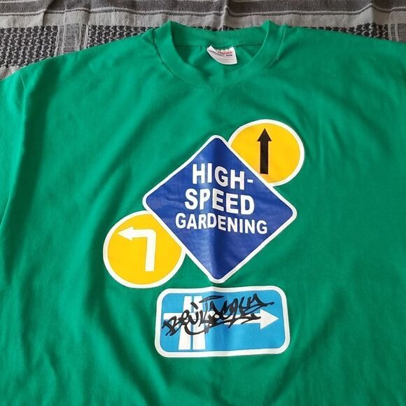 Vintage Art Gallery tee - Picture 1 of 7